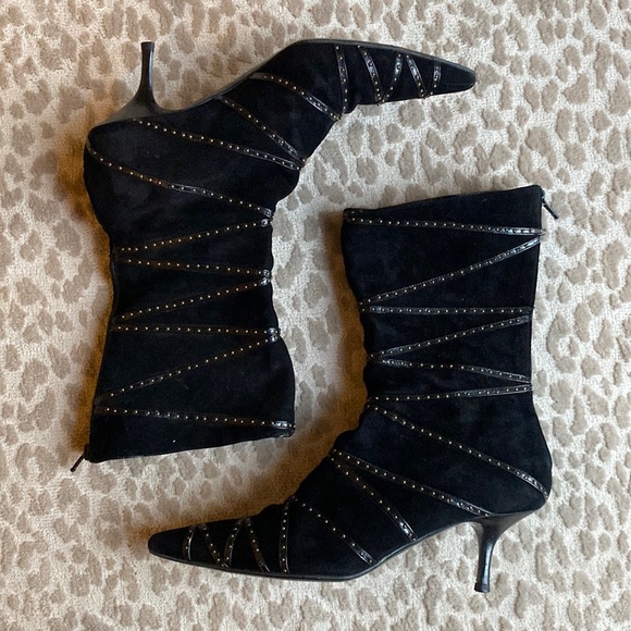 Isabella Fiore Shoes - Isabella Fiore Suede Booties with Leather Studded Detail & Kitten Heel, size 9